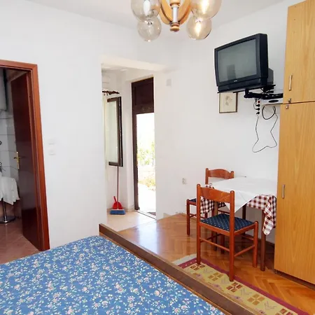 Apartment With Parking Space Punat, Krk - 5428 *