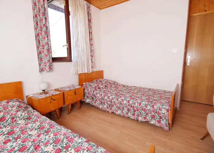 With Parking Space Punat, Krk - 5428 شقة *